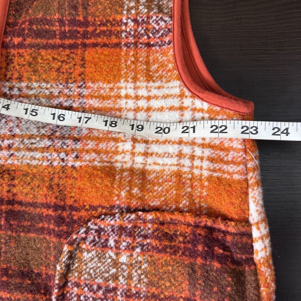Free People Wrapped Up Blanket Vest Womens Medium Plaid Jacket Cozy Boho NEW M - Picture 9 of 11